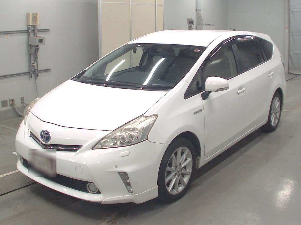 2014 Toyota Prius alpha ZVW41W[0]