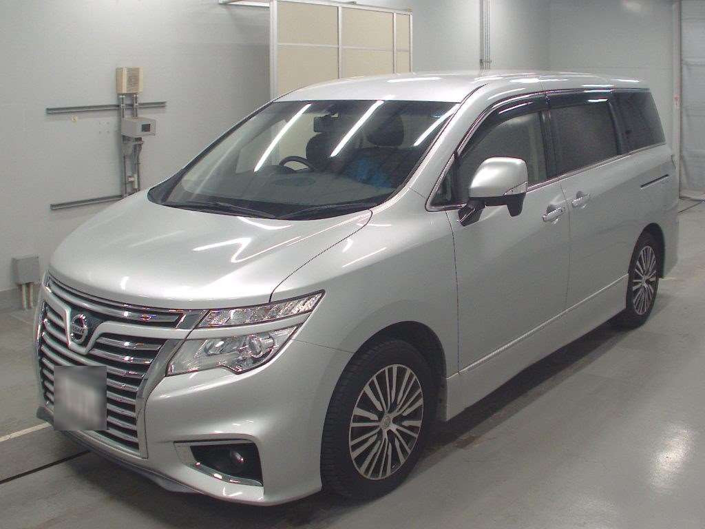 2018 Nissan Elgrand TE52[0]