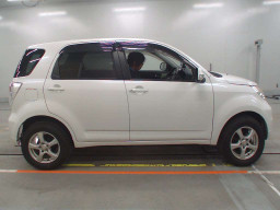 2011 Daihatsu BEGO