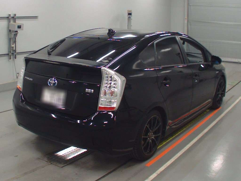 2011 Toyota Prius ZVW30[1]