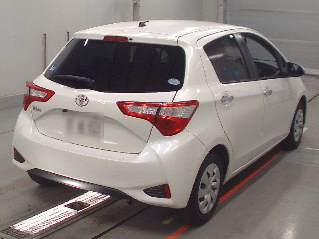 2019 Toyota Vitz KSP130[1]