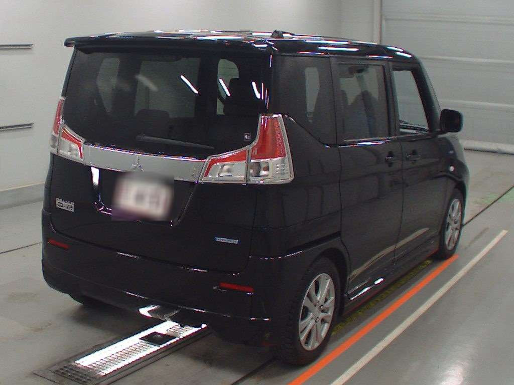 2016 Mitsubishi Delica D2 MB36S[1]