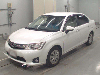 2013 Toyota Corolla Axio