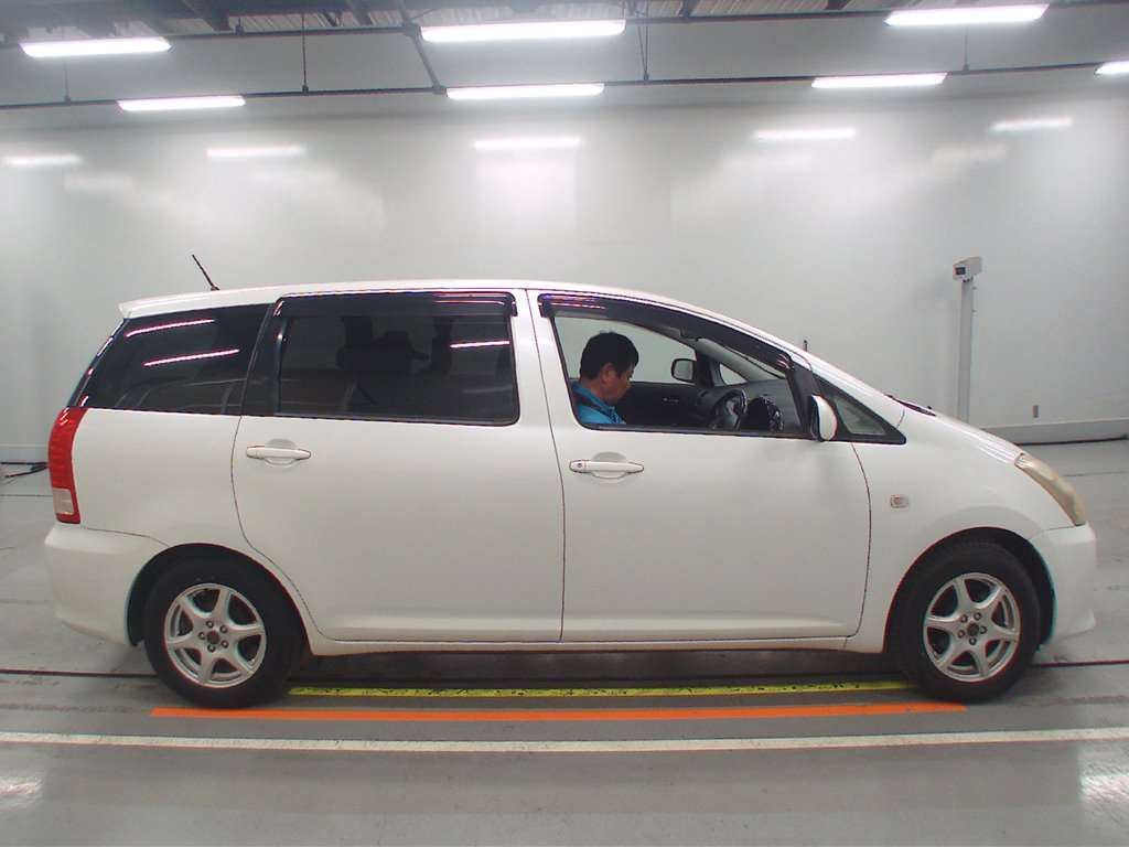 2008 Toyota Wish ZNE10G[2]