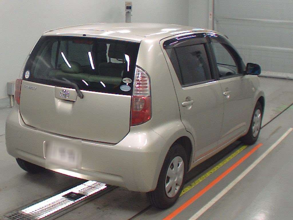 2010 Toyota Passo KGC10[1]