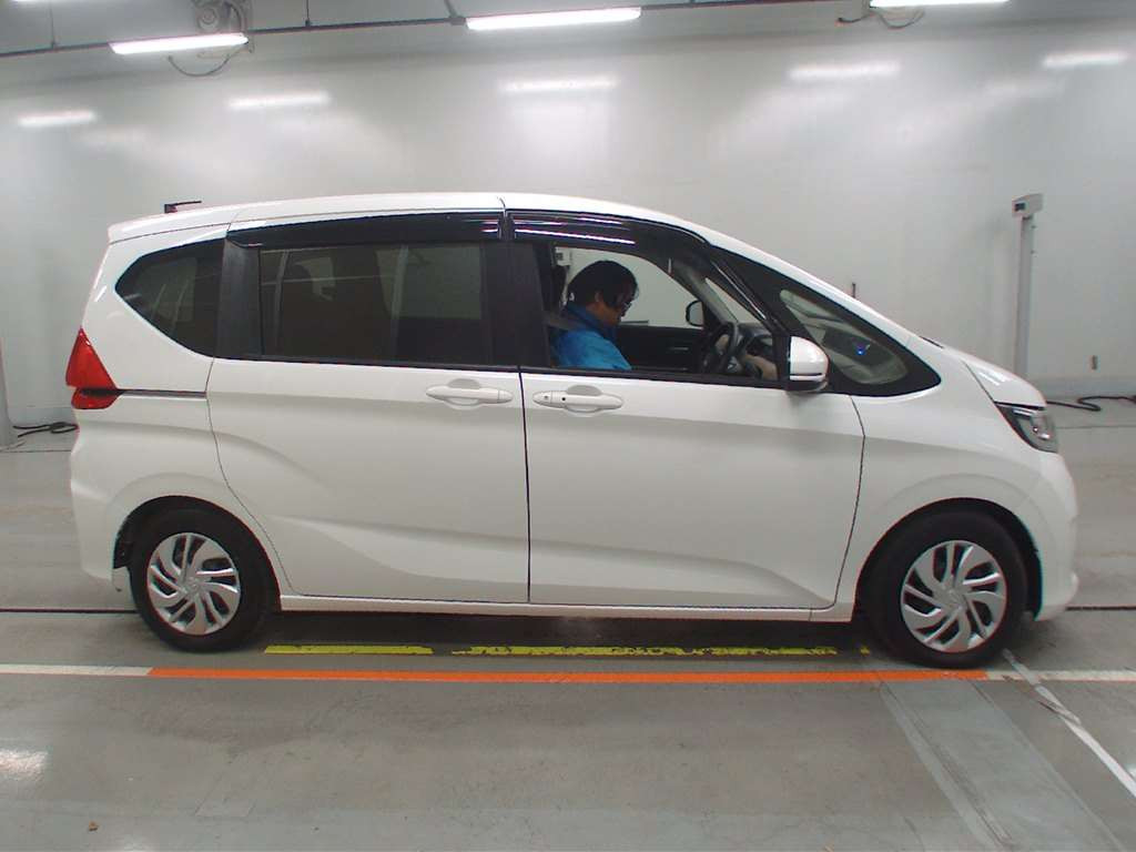 2017 Honda Freed GB5[2]