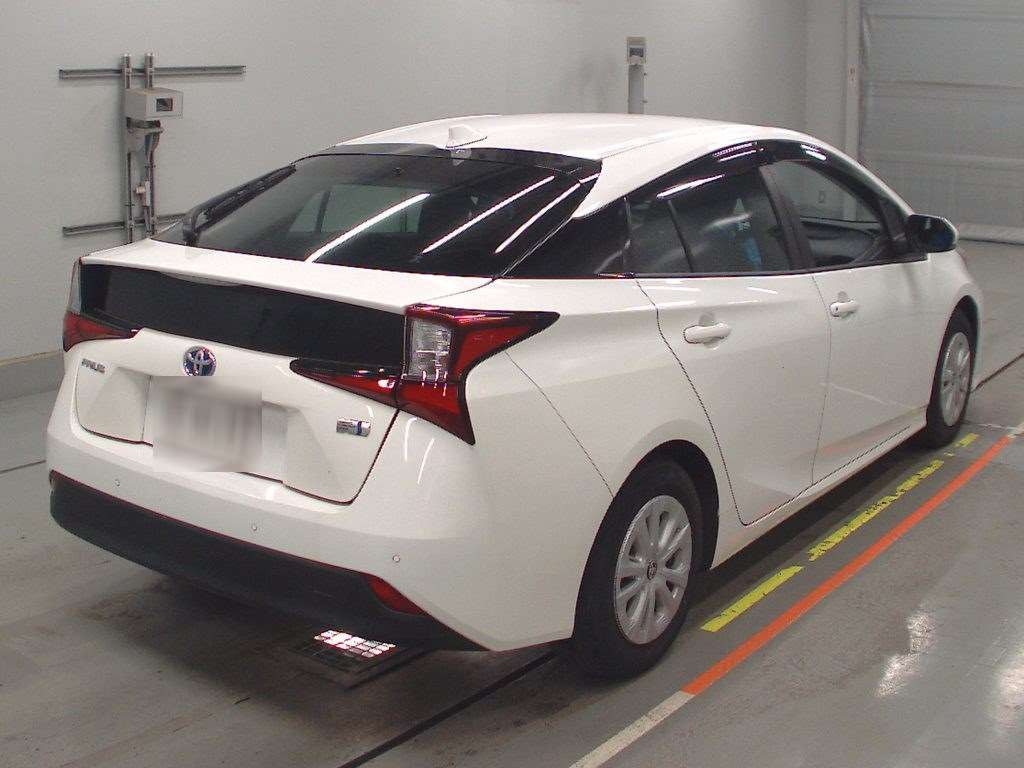 2021 Toyota Prius ZVW51[1]