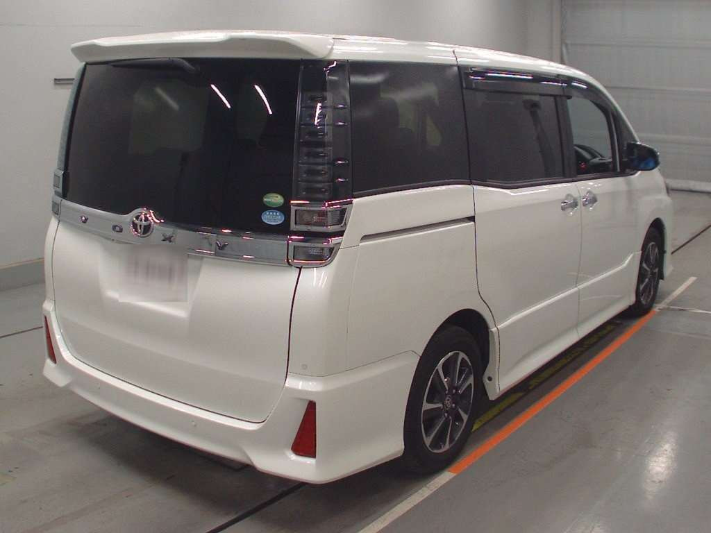 2020 Toyota Voxy ZRR80W[1]