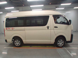 2022 Toyota Hiace Van