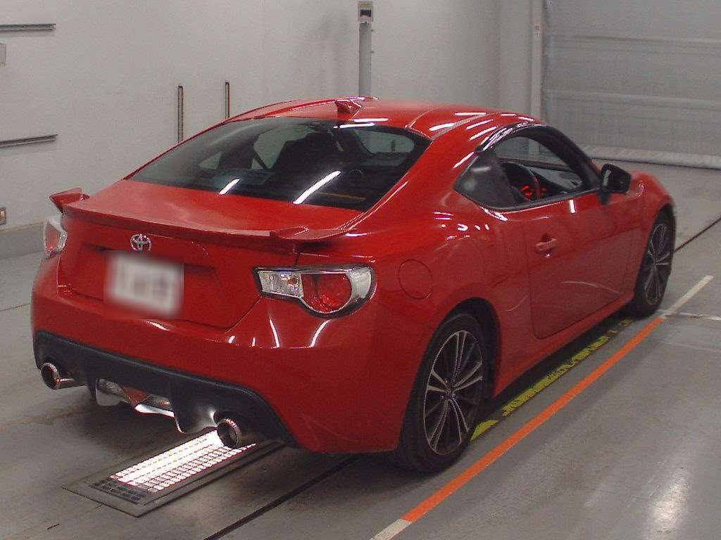 2014 Toyota 86 ZN6[1]