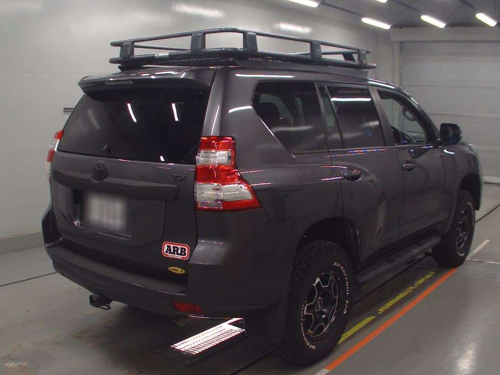 2017 Toyota Land Cruiser Prado GDJ150W[1]