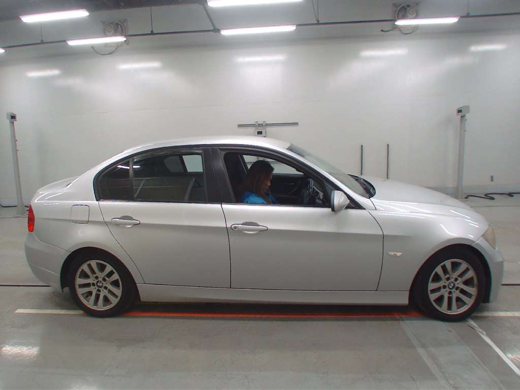 2005 BMW 3 Series VA20[2]