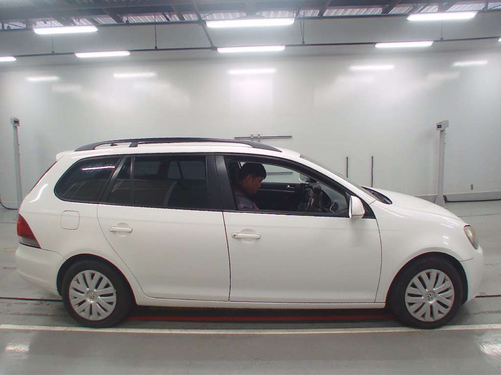 2009 Volkswagen Golf Variant 1KCAX[2]