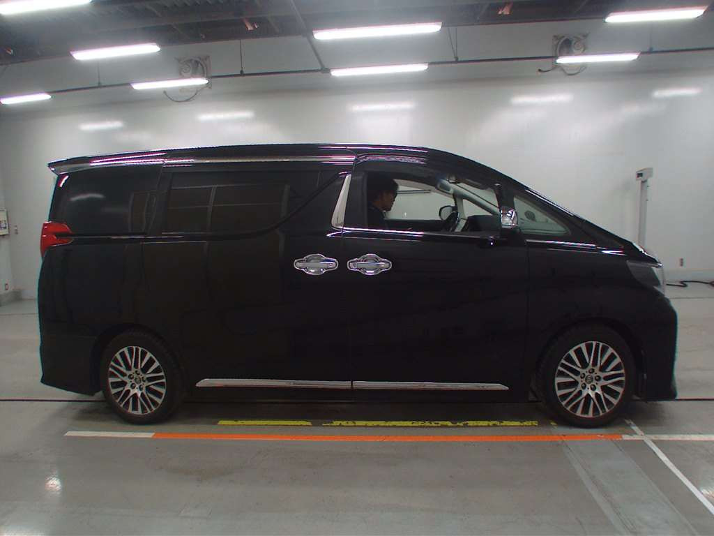 2016 Toyota Alphard AGH30W[2]