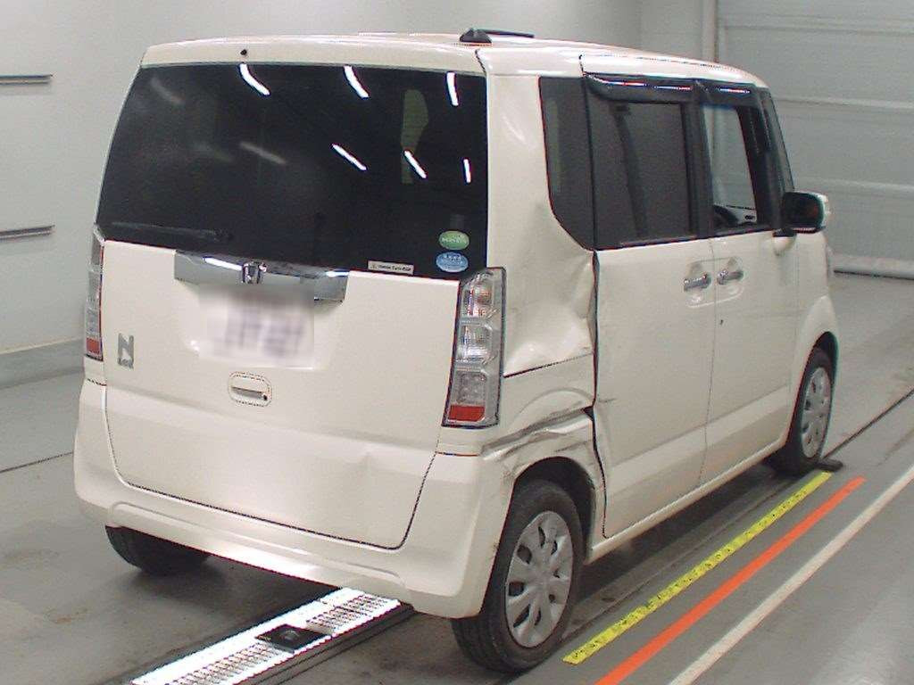 2016 Honda N-BOX JF1[1]