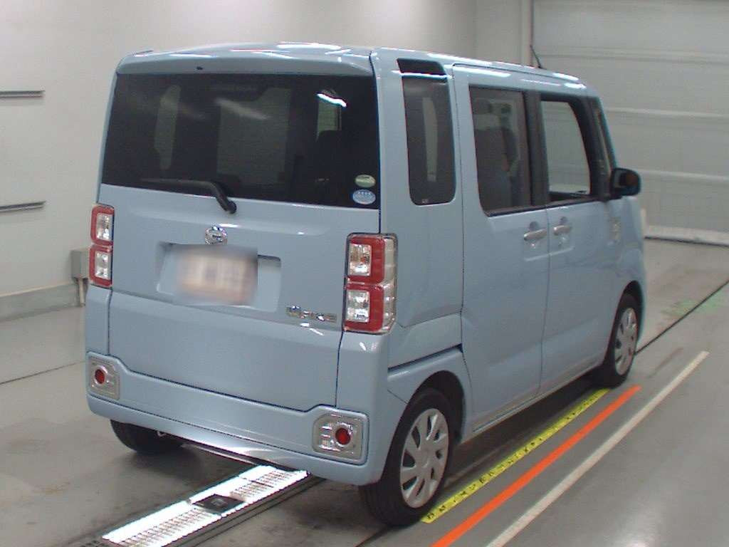 2017 Daihatsu Wake LA700S[1]