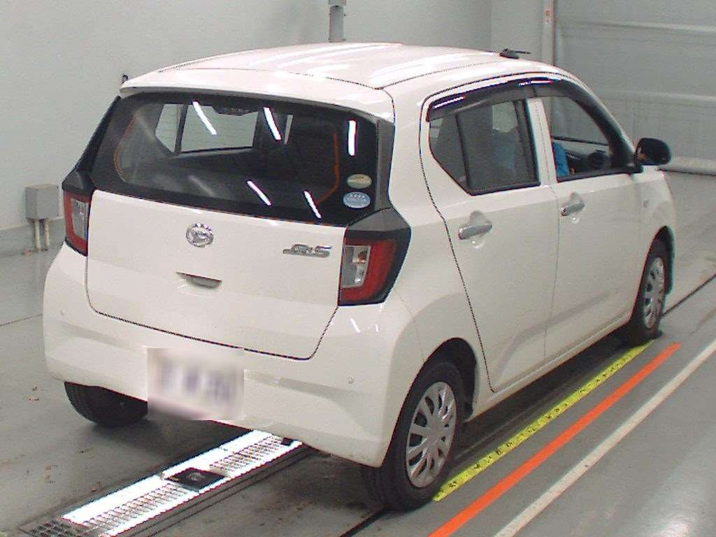 2019 Daihatsu Mira es LA350S[1]