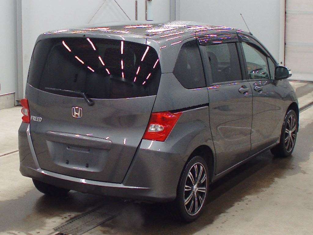 2008 Honda Freed GB4[1]