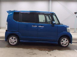 2012 Honda N-BOX CUSTOM