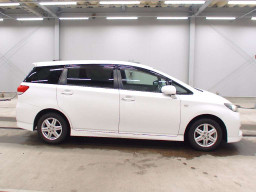 2010 Toyota Wish