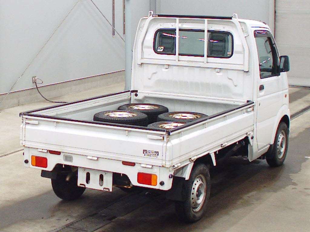 2013 Suzuki Carry Truck DA63T[1]