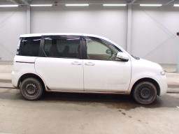 2013 Toyota Sienta