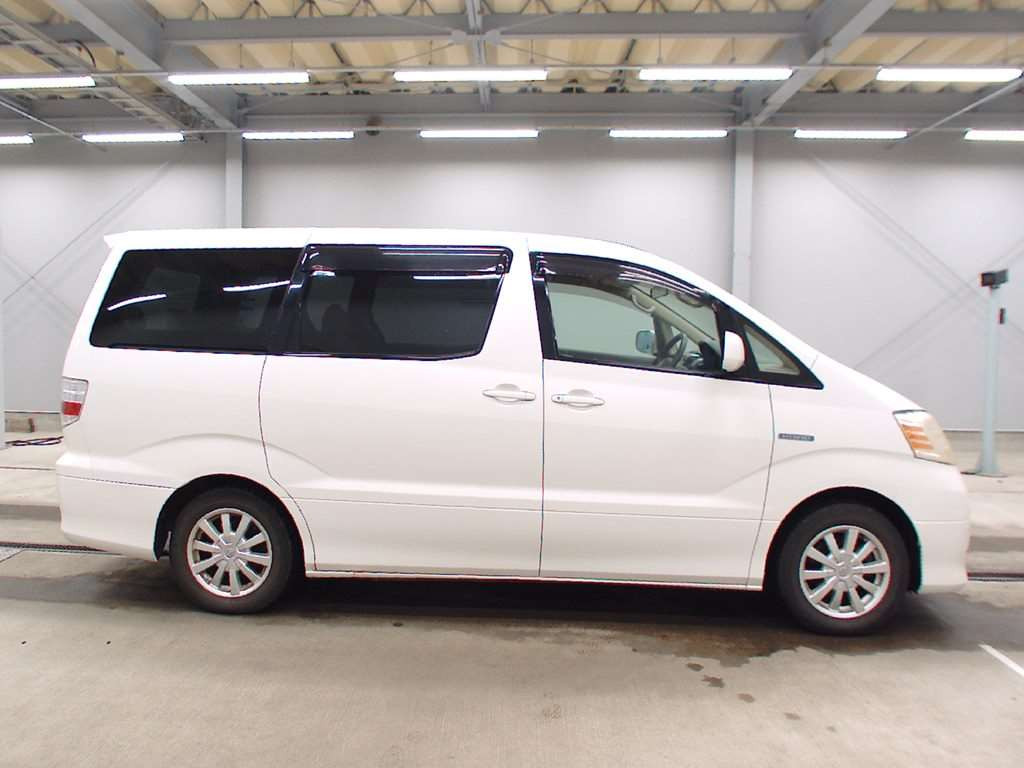 2005 Toyota Alphard Hybrid ATH10W[2]