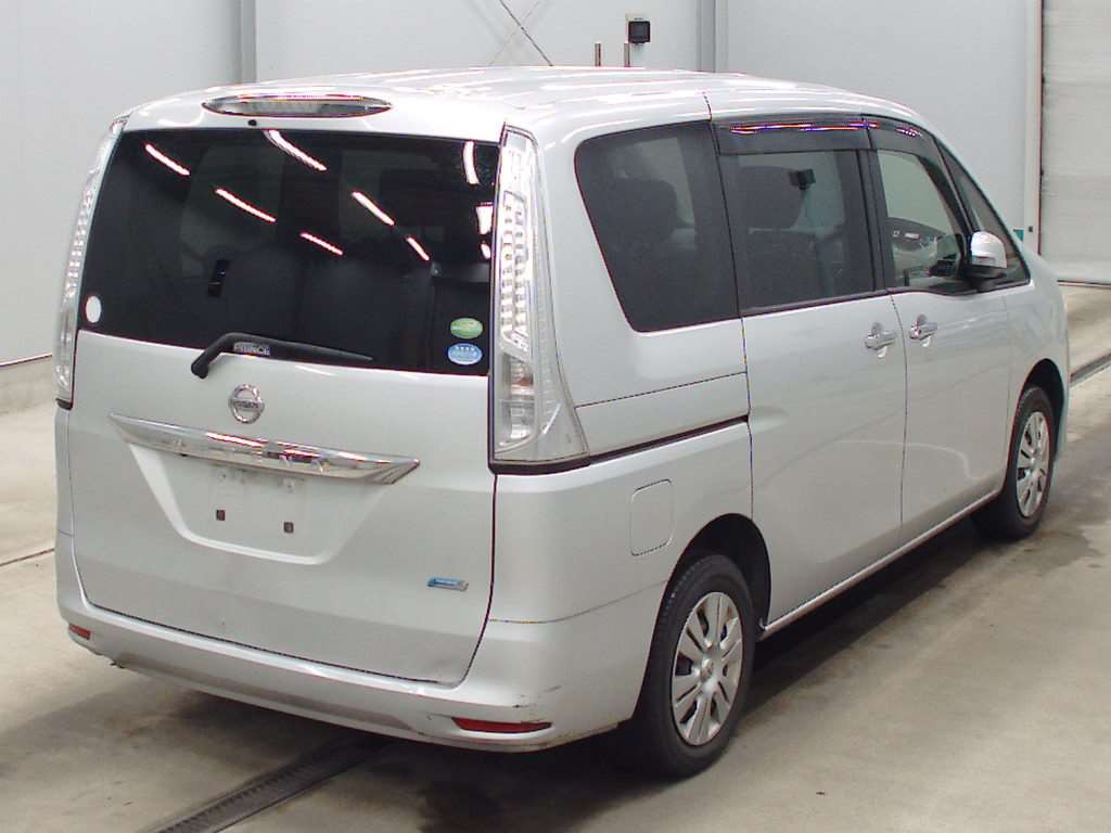 2014 Nissan Serena NC26[1]