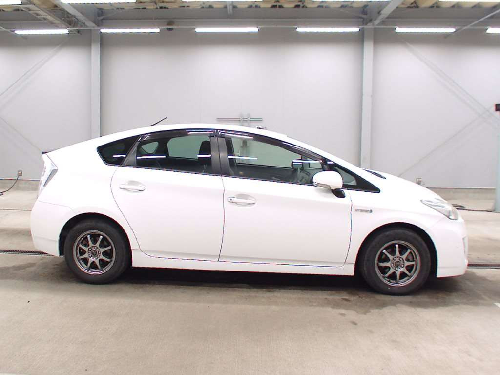 2009 Toyota Prius ZVW30[2]