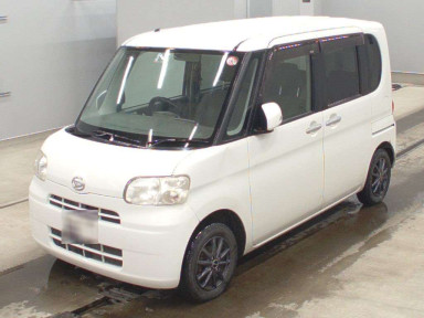 2010 Daihatsu Tanto