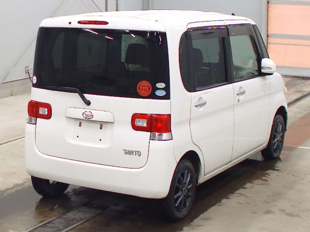 2010 Daihatsu Tanto L375S[1]