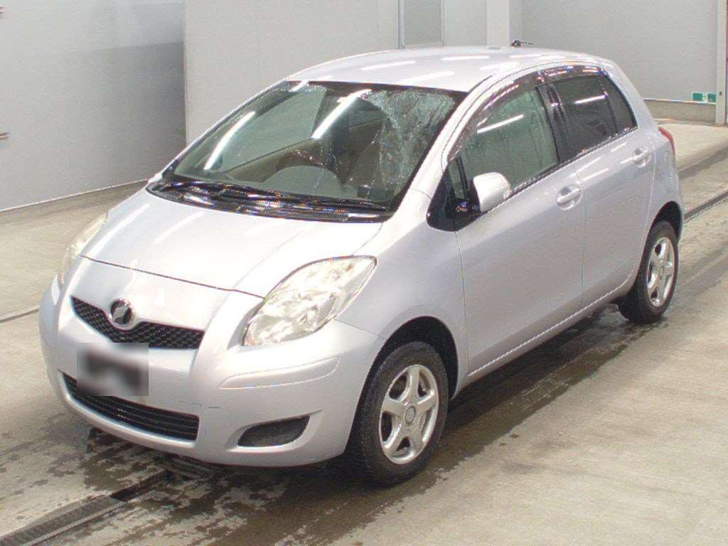 2010 Toyota Vitz NCP95[0]