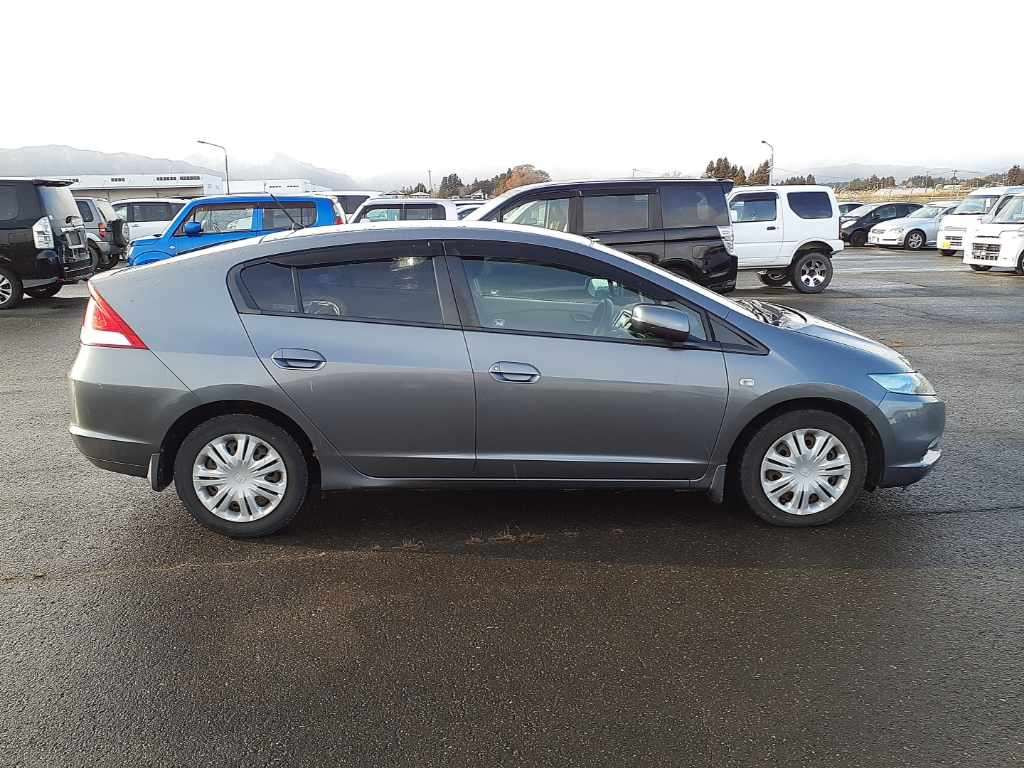 2010 Honda Insight ZE2[2]