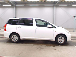 2003 Toyota Wish