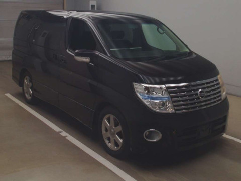 2006 Nissan Elgrand ME51[2]