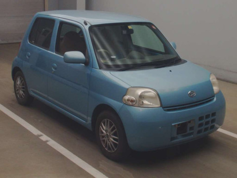 2010 Daihatsu Esse L235S[2]