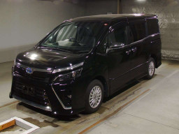 2021 Toyota Voxy