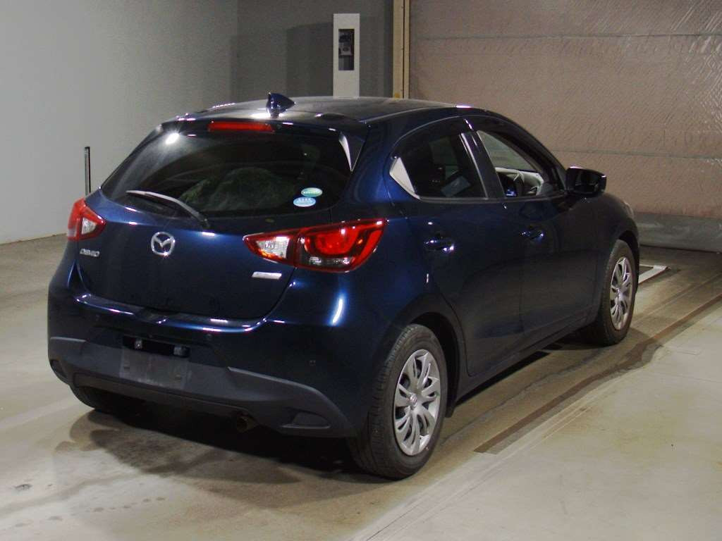 2017 Mazda Demio DJ3FS[1]