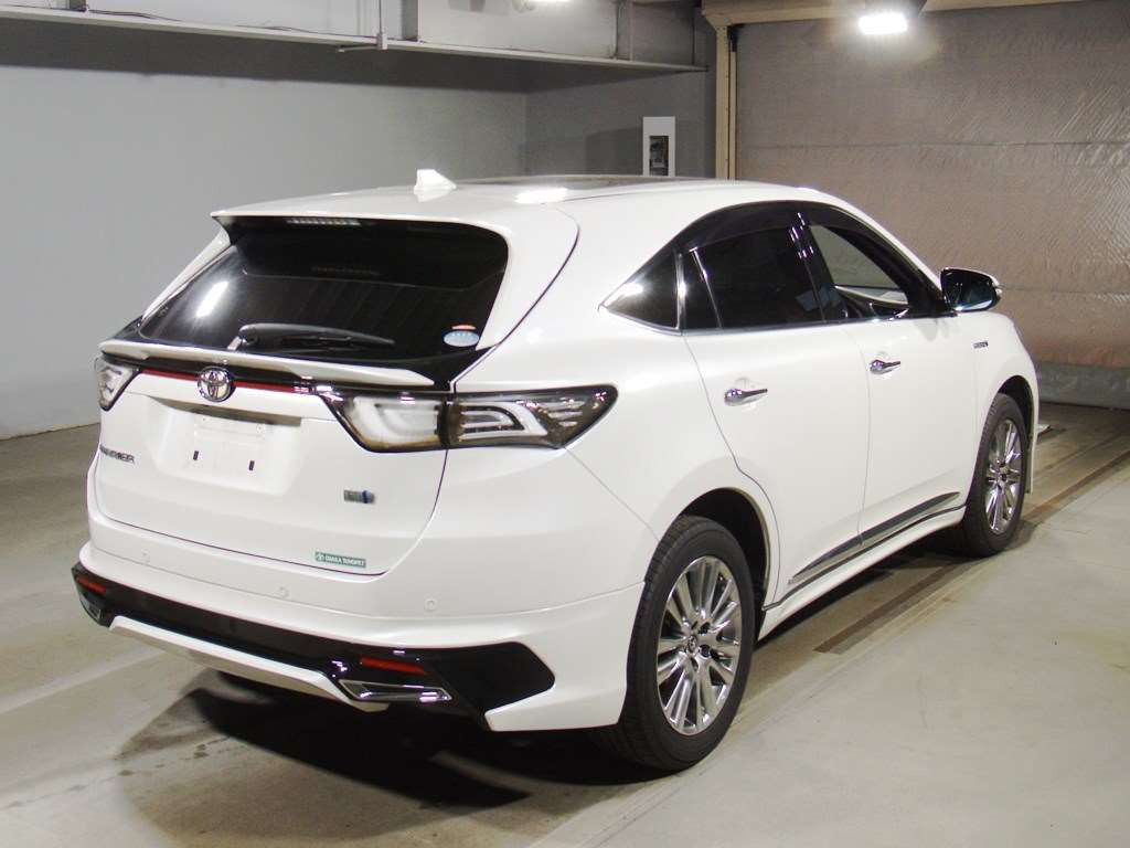 2018 Toyota Harrier Hybrid AVU65W[1]