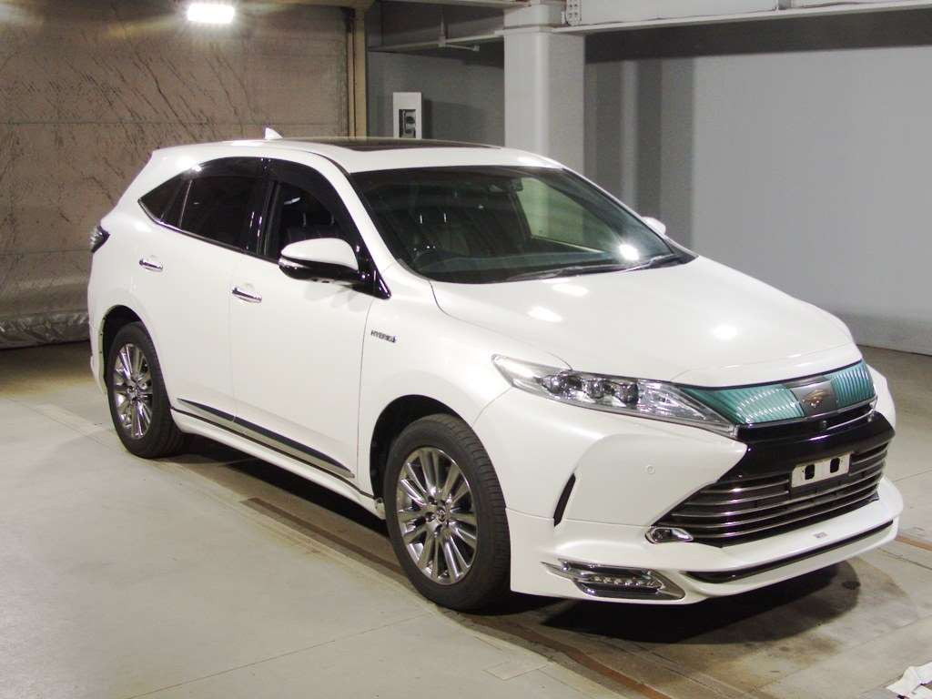 2018 Toyota Harrier Hybrid AVU65W[2]