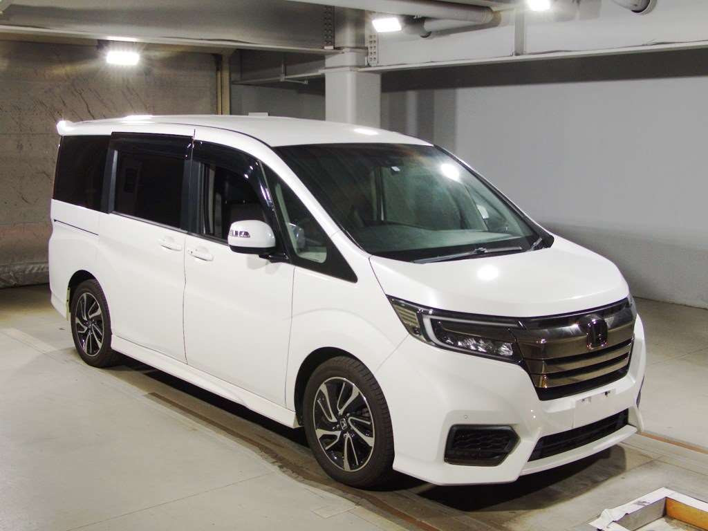 2019 Honda Step WGN Spada RP3[2]