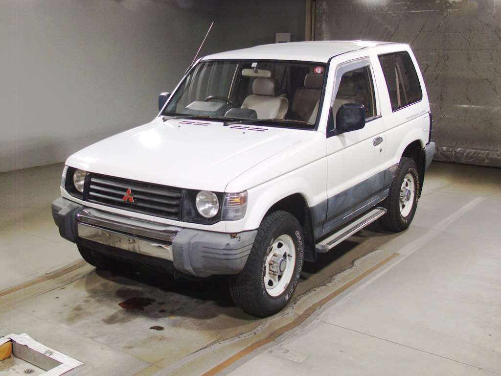 1992 Mitsubishi Pajero V24W[0]