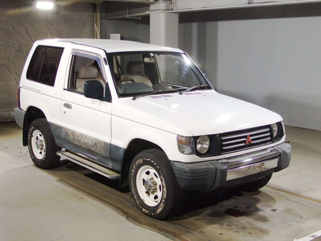 1992 Mitsubishi Pajero V24W[2]