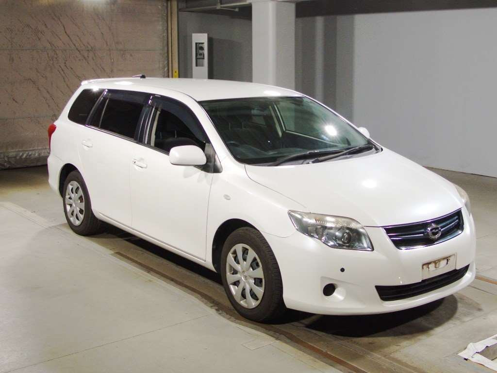 2012 Toyota Corolla Fielder NZE141G[2]