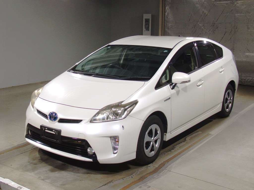 2013 Toyota Prius ZVW30[0]