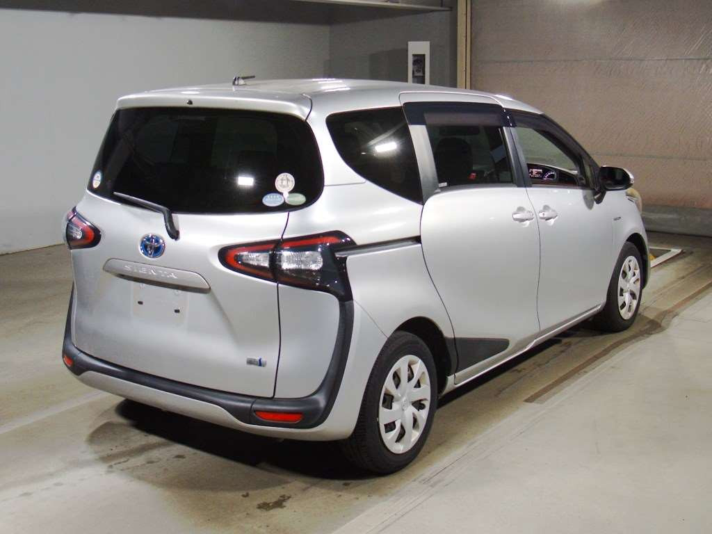 2015 Toyota Sienta NHP170G[1]