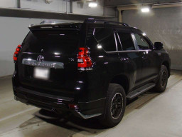 2023 Toyota Land Cruiser Prado