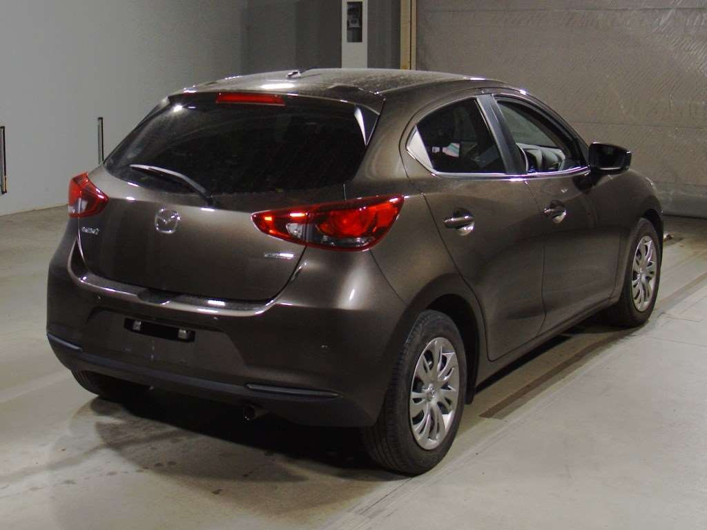 2021 Mazda Mazda2 DJLFS[1]