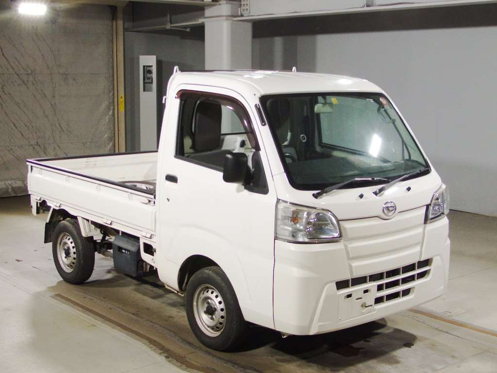 2016 Daihatsu Hijet Truck S500P[2]