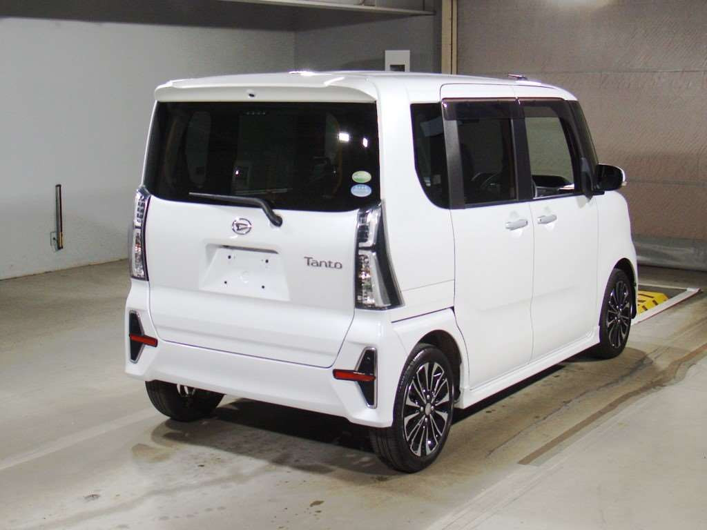 2019 Daihatsu Tanto Custom LA650S[1]